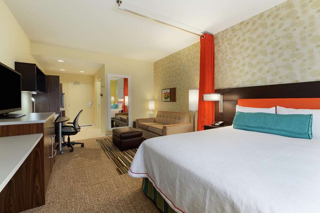 Home2 Suites By Hilton Denver International Airport Room photo